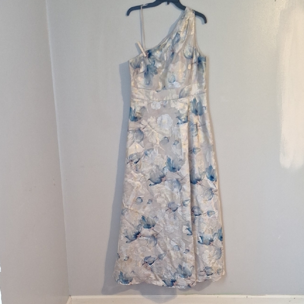 Adrianna Papell One-Shoulder Floral Jacquard Dress in Light Blue and Cream